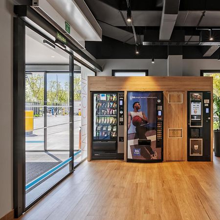 Ibis Budget Madrid Aeropuerto Kültér fotó