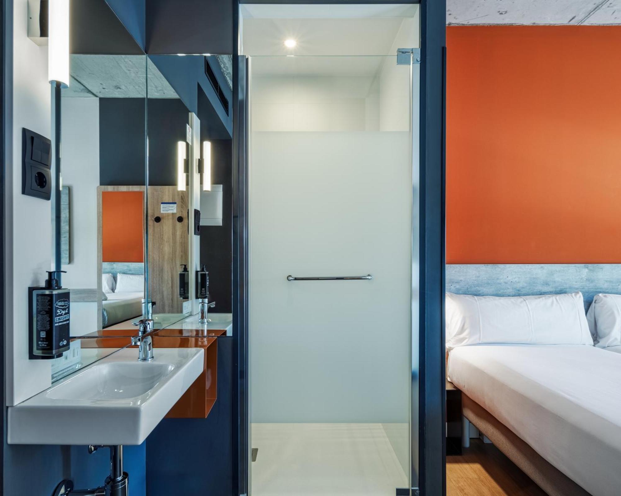 Ibis Budget Madrid Aeropuerto Kültér fotó