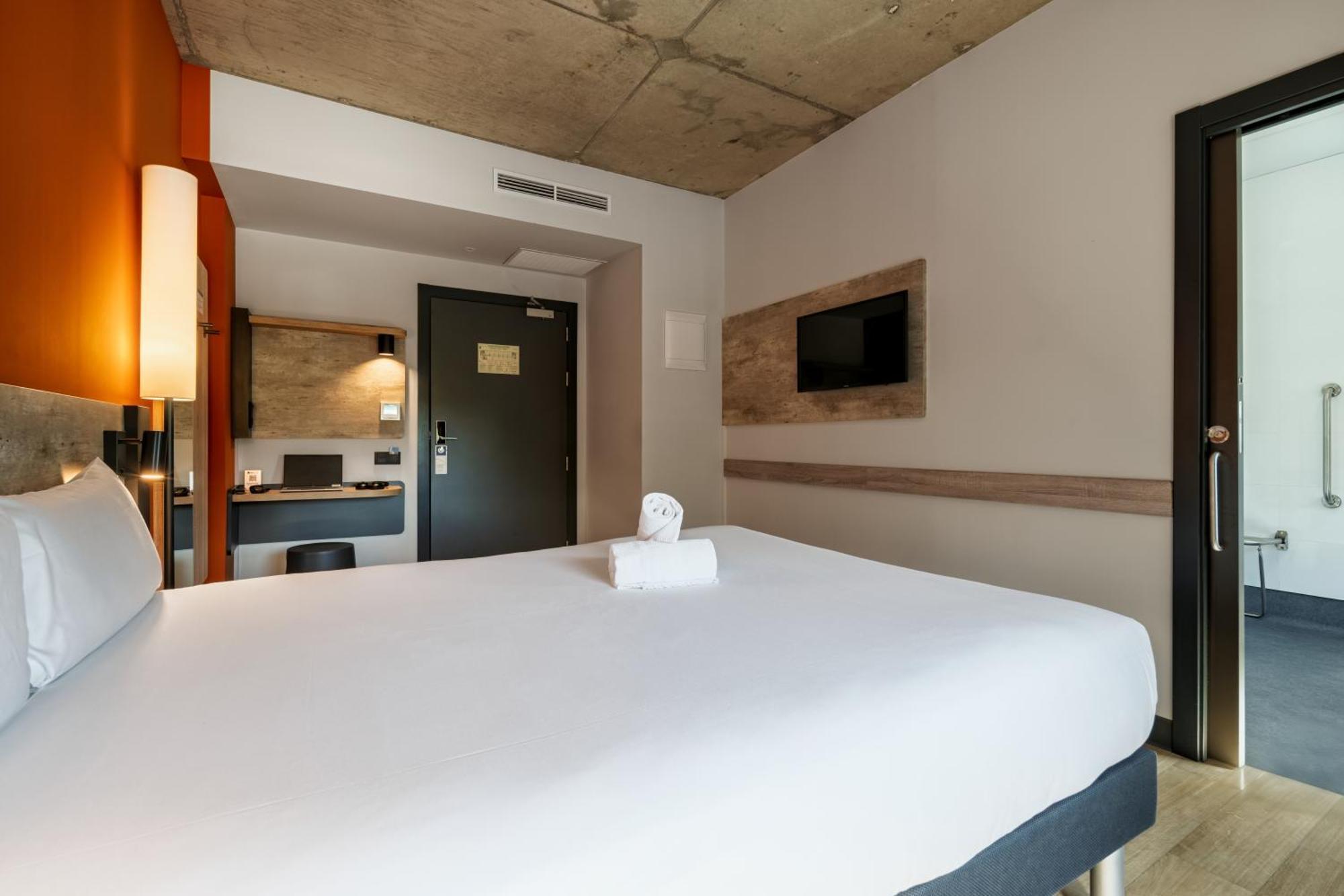 Ibis Budget Madrid Aeropuerto Kültér fotó