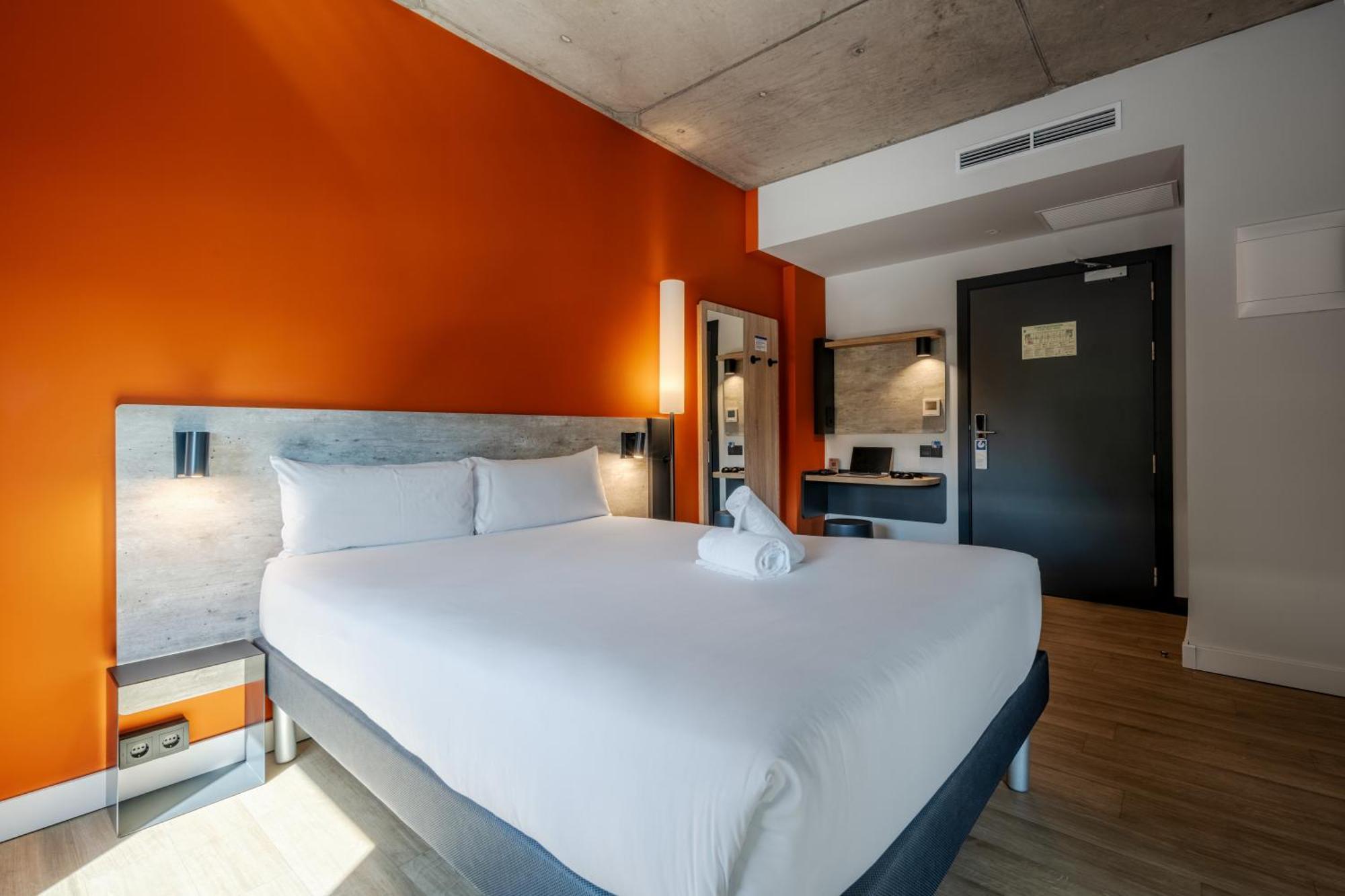 Ibis Budget Madrid Aeropuerto Kültér fotó