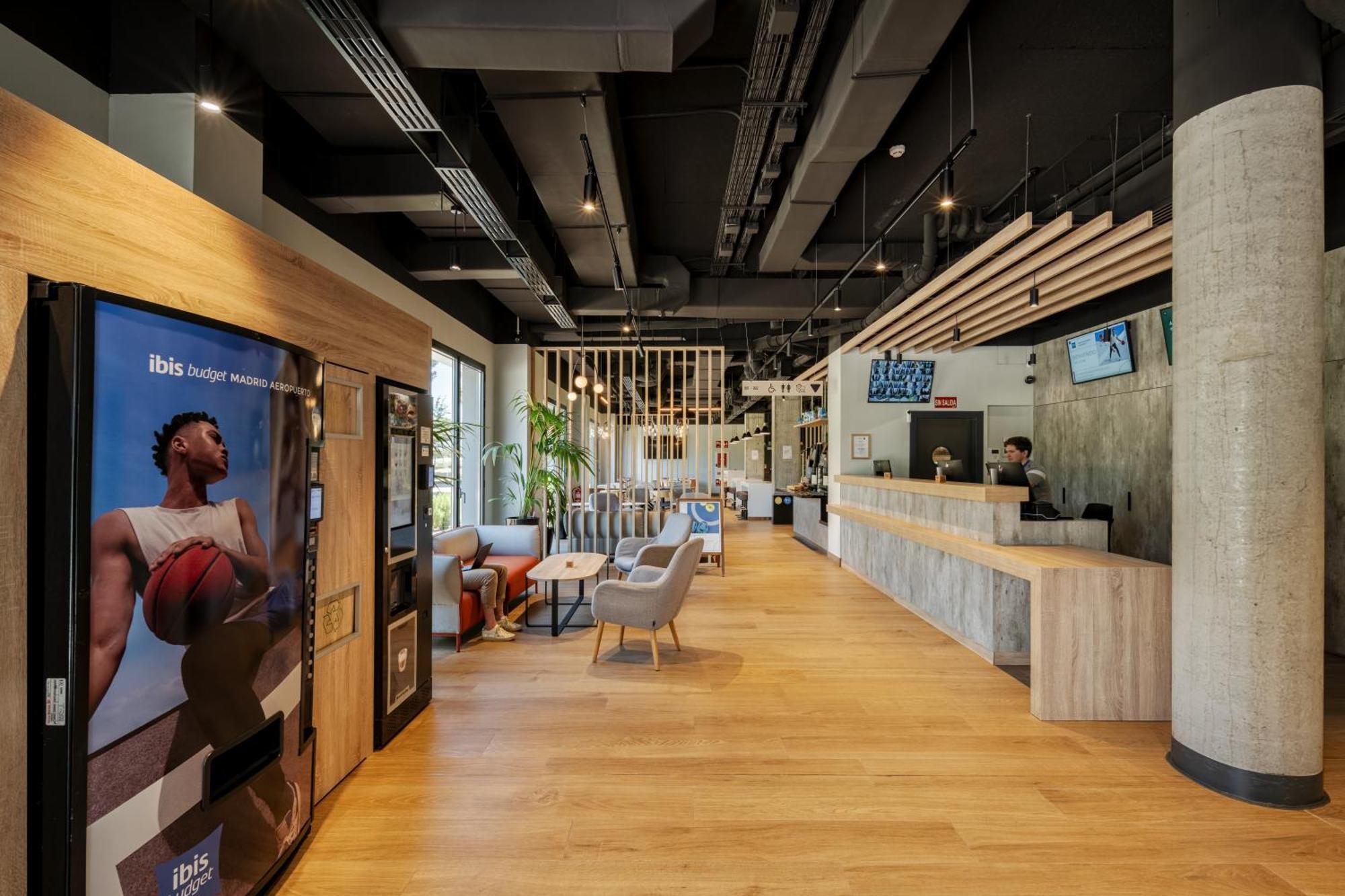Ibis Budget Madrid Aeropuerto Kültér fotó